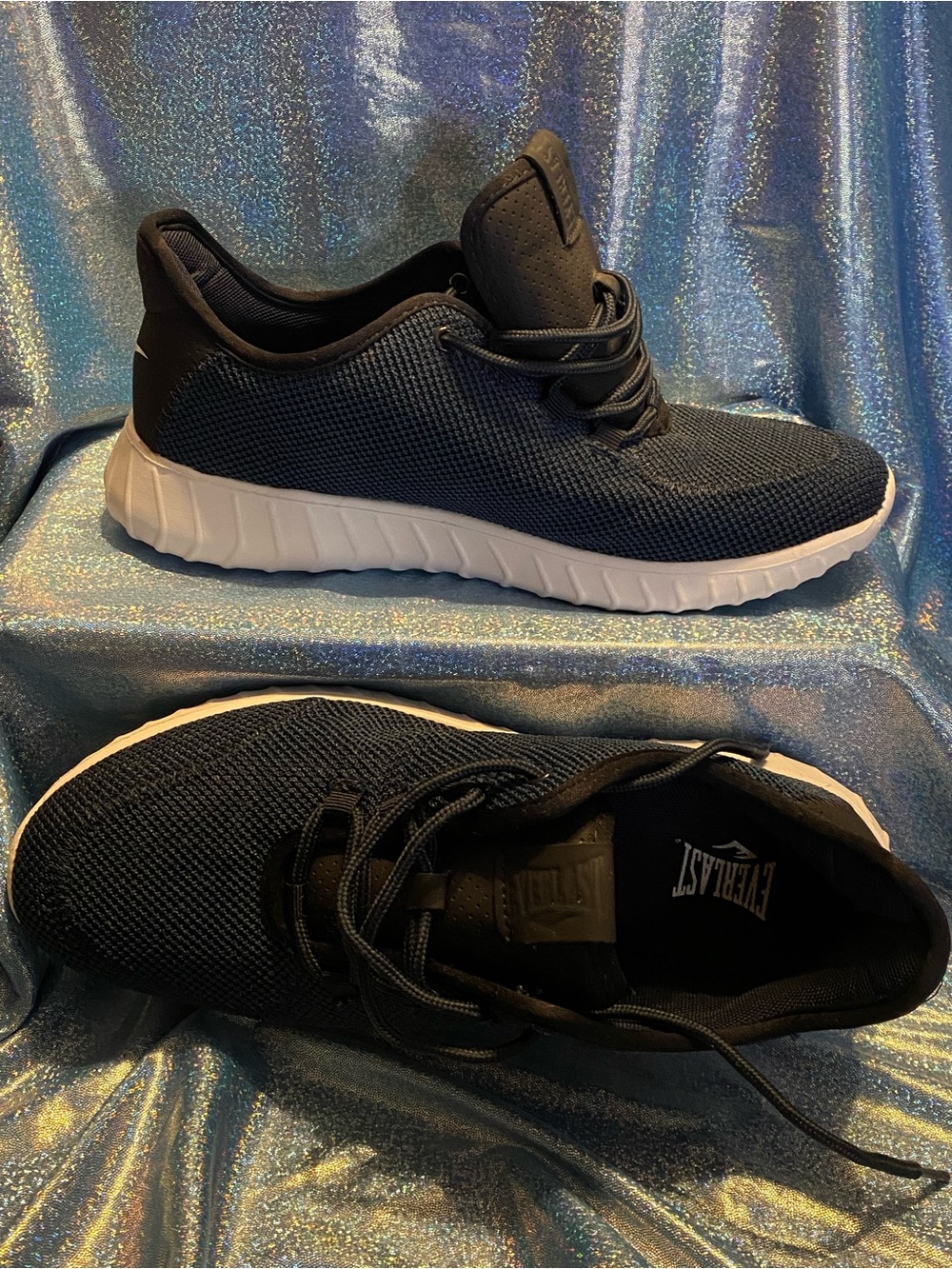 Everlast Elite Men’s Size 9 Navy Black Knit Sneakers | White Sole | Like New